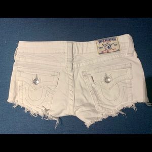 White denim true religion shorts
